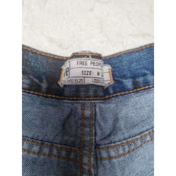 Free People Womens Jean Shorts Size W28 Denim Floral Cut Off Distressed Raw Hem - Picture 3 of 7